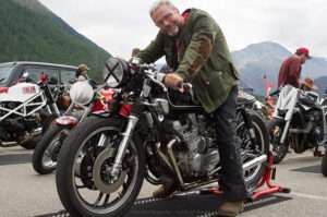 Achim auf YAMAHA