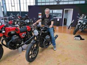 Moto-Guzzi-V7-Stone bei Limbächer & Limbächer